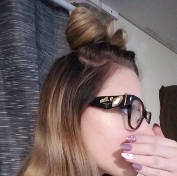 Authentic Prada eyeglasses - Picture 7 of 8